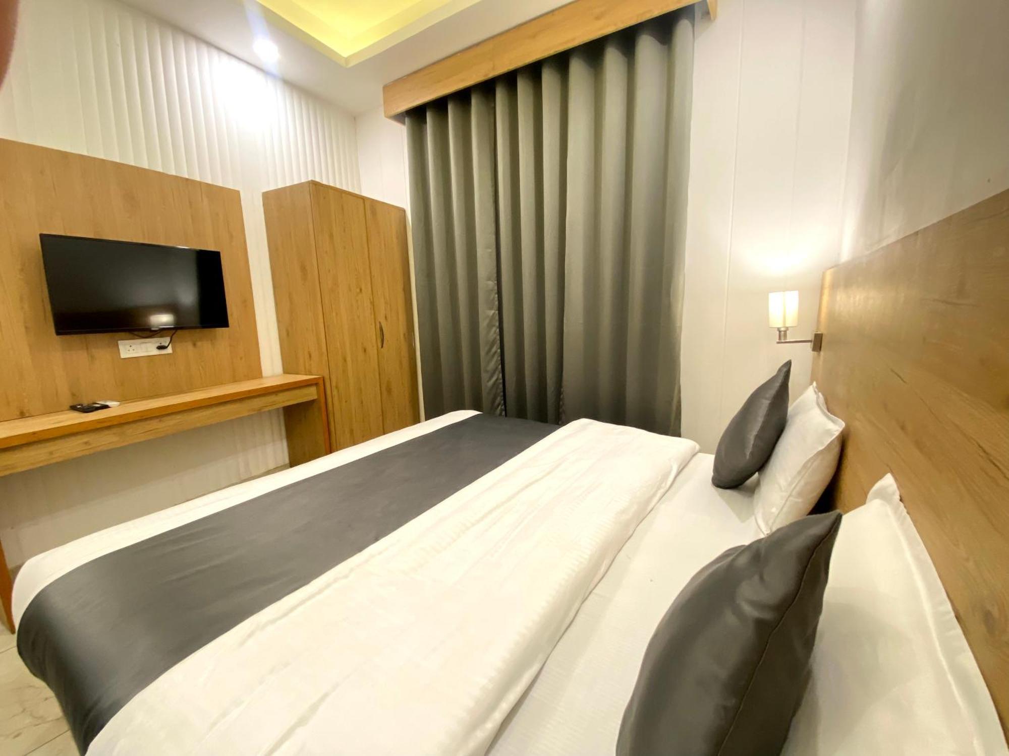 Sonu Guesthouse & Hostel, Rishīkesh Eksteriør bilde